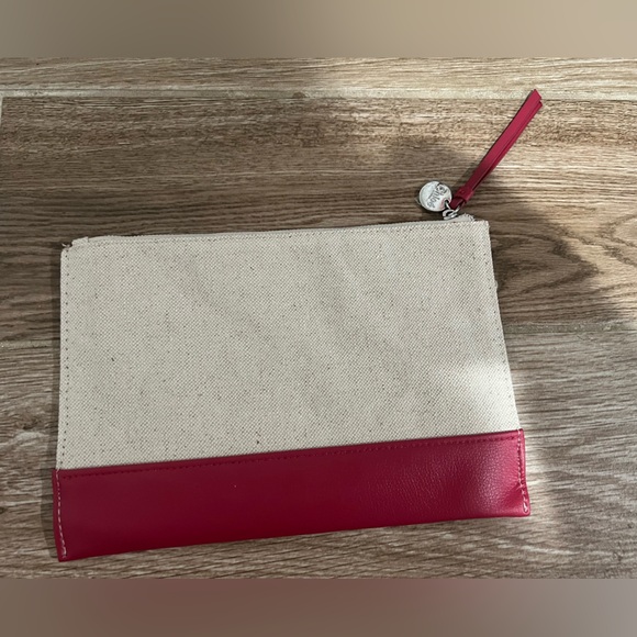 Chloé PARFUM Signature Pouch / Makeup Bag-New in Box - Picture 4 of 5